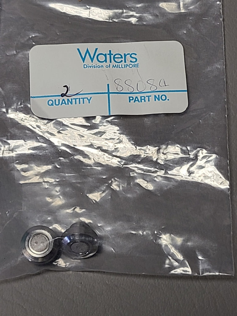 2 NEW WATERS FILTER INSERTS 88084 WAT088084