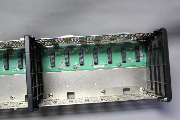 ALLEN BRADLEY CONTROLLOGIX 13 SLOT PLC CHASSIS W/ POWER SUPPLY 1756-A13/B PA75/A