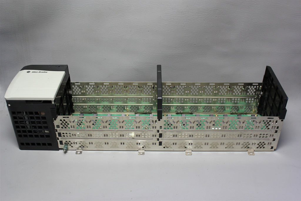 ALLEN BRADLEY CONTROLLOGIX 13 SLOT PLC CHASSIS W/ POWER SUPPLY 1756-A13/B PA75/A