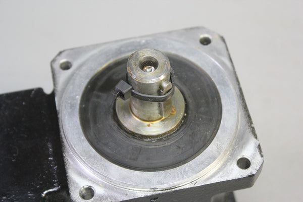 SEW-EURODRIVE  SERVO MOTOR P/N: BSKF202 DS56L/B/TF/RH1M/SB10