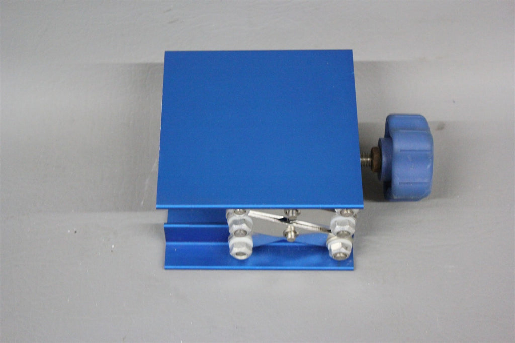 VWR 4" BLUE LAB JACK