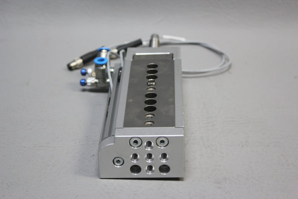 FESTO GUIDED CYLINDER PNEUMATIC MINI SLIDE DGSL-12-50-Y3A