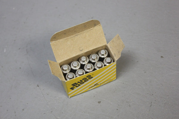 1 BOX OF 10 NEW BUSSMANN BUSS KTK-R-1 FUSES