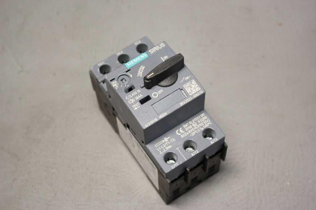 UNUSED SIEMENS SIRIUS 3RV2021-4NA10 CIRCUIT BREAKER
