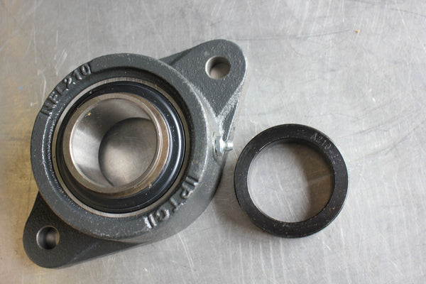 NEW IPTCI 2 BOLT FLANGE BEARING NFL210