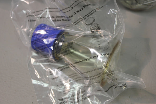 13- TRIFOREST 125mL PC Graduated Erlenmeyer Shaker Flask DuoCap FPC0125S