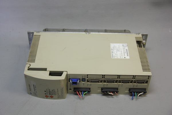 YASKAWA DRIVEPACK SERVO UNIT SGDC-020202ARB