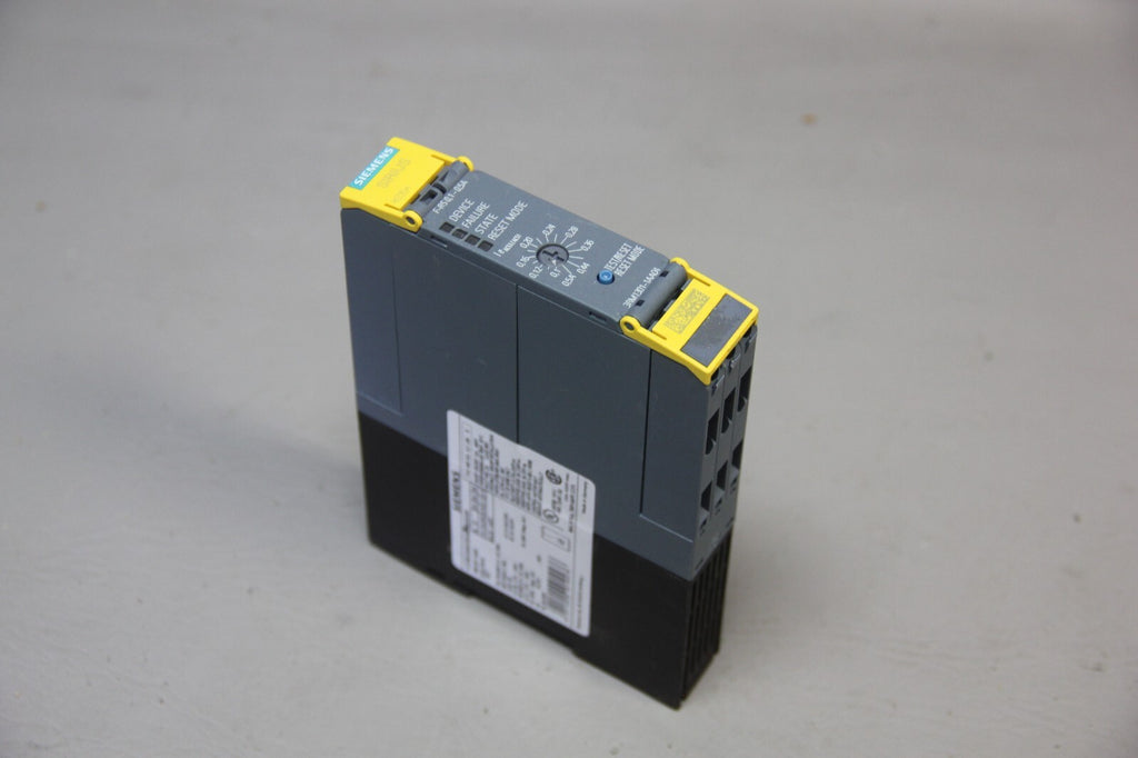 SIEMENS FAILSAFE AC SEMICONDUCTOR MOTOR STARTER 3RM1301-1AA04