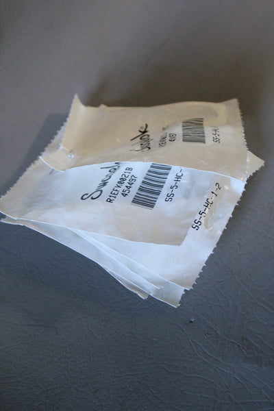 NEW LOT OF 5 SWAGELOK HOSE BARBS SS-5-HC-1-2