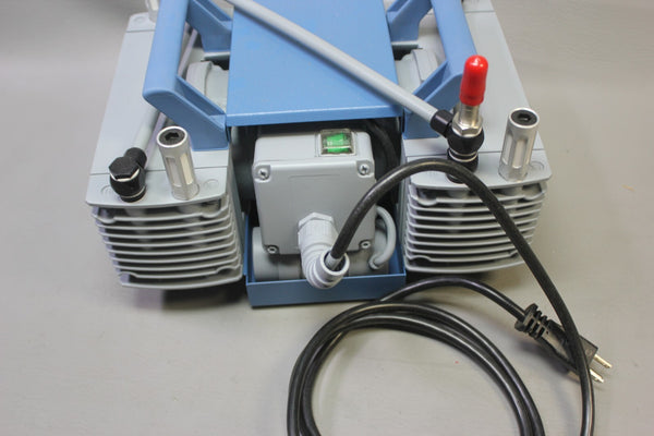 NEW VACUUBRAND ME 8 VACUUM DIAPHRAGM PUMP 696183