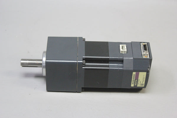 VEXTA SERVO MOTOR  B3328-D2ASX