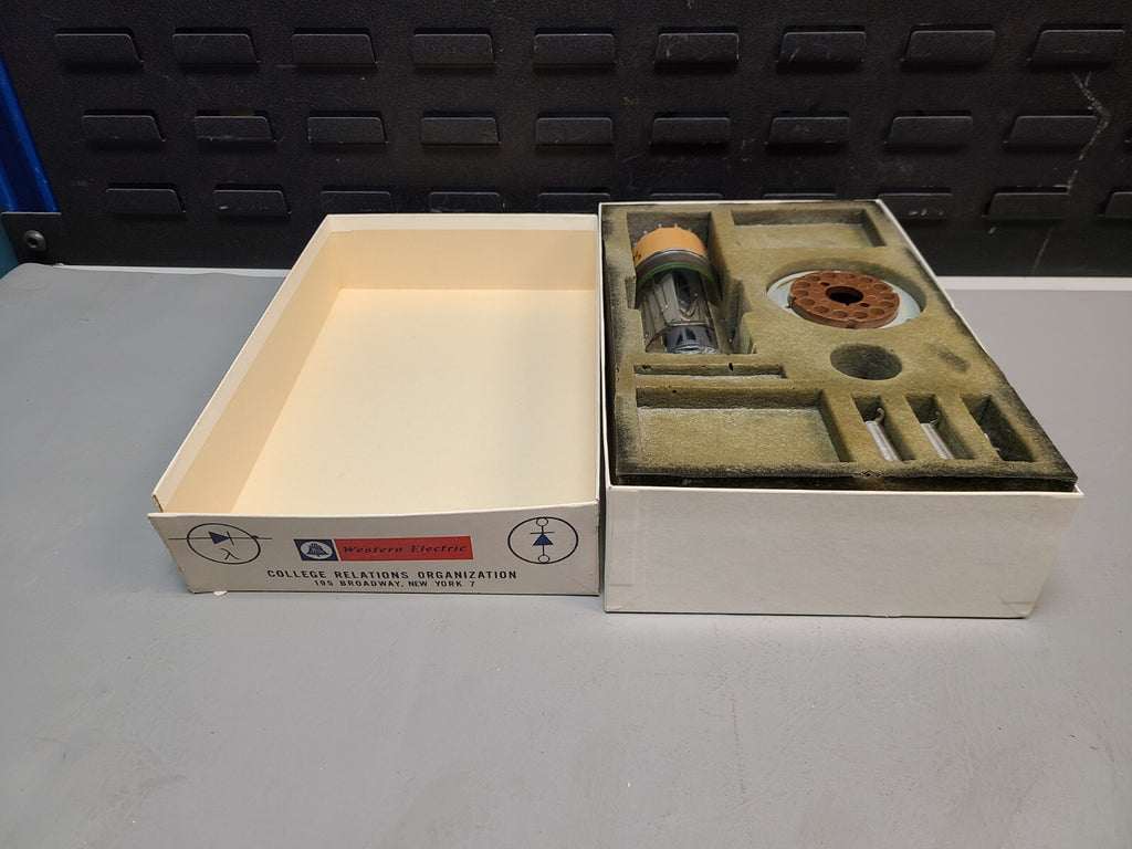Vintage Western Electric Vacuum Tube