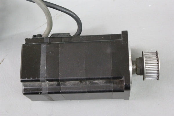 GIDDINGS & LEWIS SERVO MOTOR YSM323 230V 401-30251-00