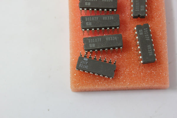 10 Signetics 10107F IC 16 Pin DIP Ceramic