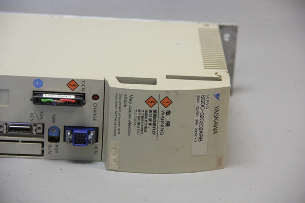 YASKAWA DRIVEPACK SERVO UNIT SGDC-020202ARB