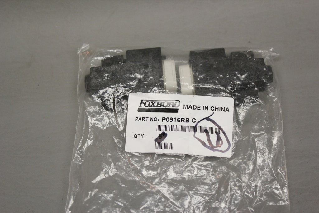 2 AMP P0916RB-C FOXBORO Fieldbus Baseplate