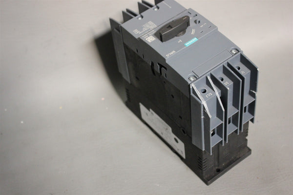 UNUSED SIEMENS SYSTEM PROTECTION CIRCUIT BREAKER 3RV2742-5GD10