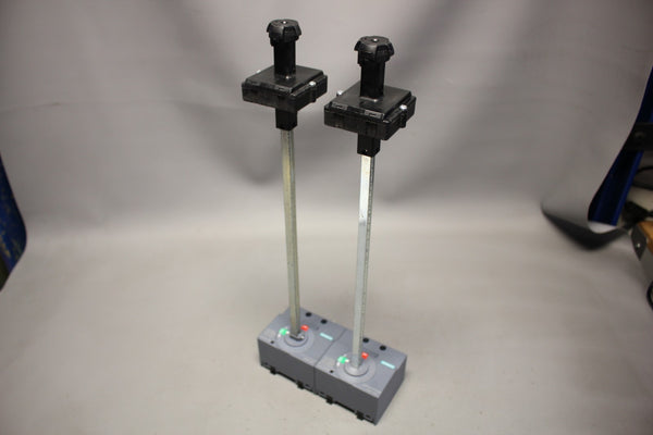 LOT OF 2 SIEMENS DOOR MOUNTED ROTARY OPERATOR SWITCH BREAKER 3VA9137-OFK31