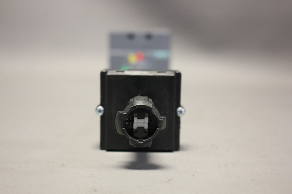 SIEMENS DOOR MOUNTED ROTARY OPERATOR SWITCH BREAKER 3VA9137-OFK31