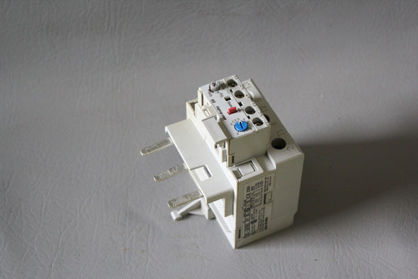 ALLEN BRADLEY OVERLOAD RELAY 193-EA1KE A