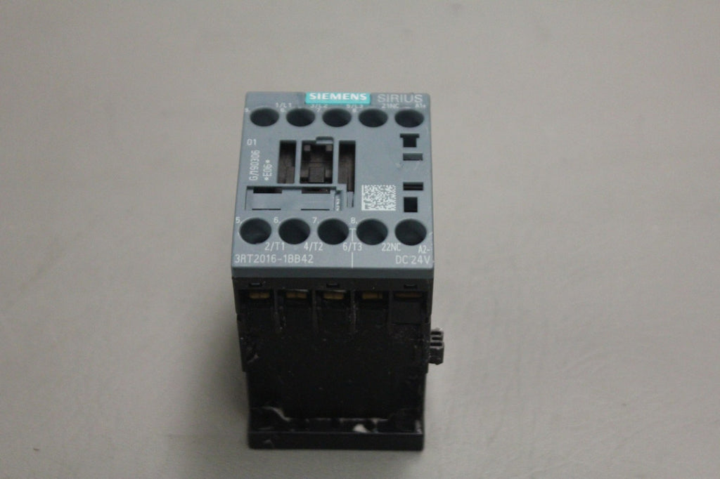 SIEMENS 3RT2016-1BB42 CONTACTOR