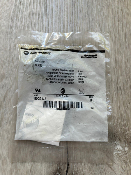 Allen Bradley 800E-N2 ROUND Closing Plug BLACK