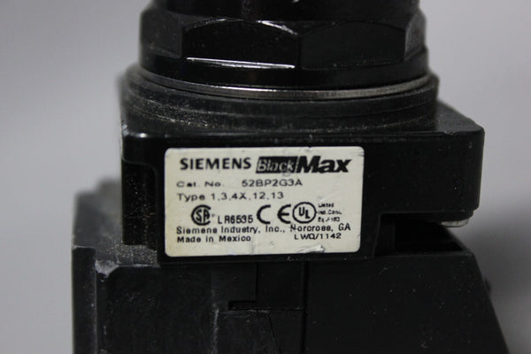 SIEMENS ILLUMINATED GREEN MUSHROOM HEAD PUSH PULL BUTTON 52BP2G3A, 52AATG, 52BJK