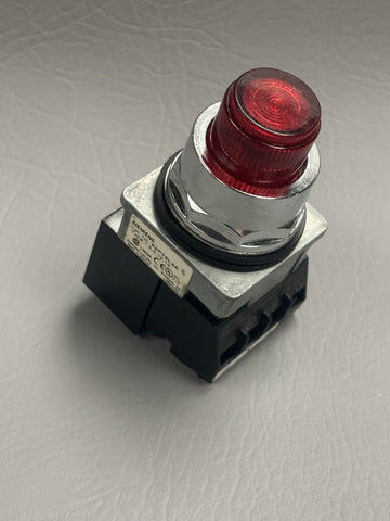 SIEMENS 52PT6L2A PILOT LIGHT RED ILLUMINATED