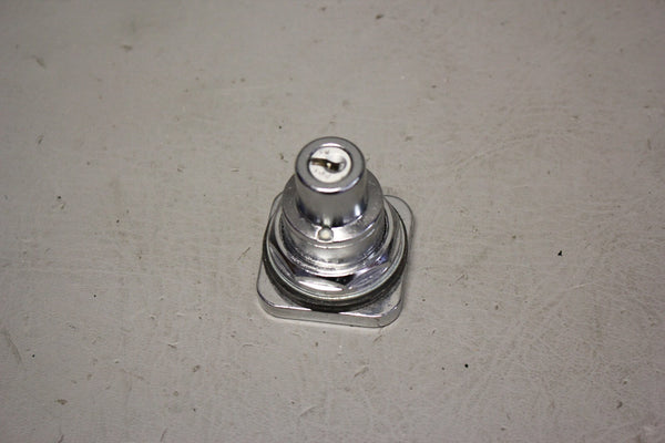 UNUSED SIEMENS KEY OPERATED SELECTOR SWITCH 52SC6GZ