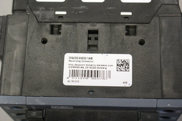 UNUSED SIEMENS REVERSING CONTACTOR  3RA2335-8XB30-1AK6