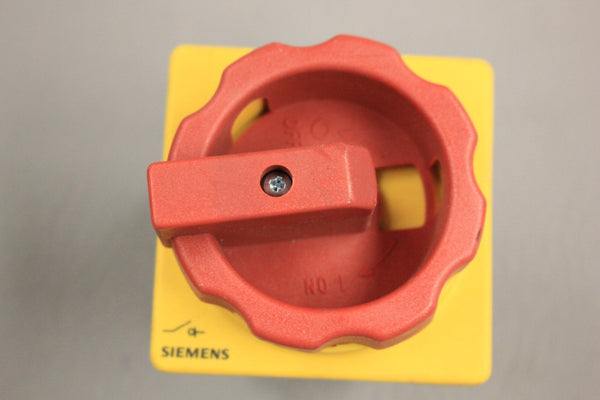 SIEMENS 3LD2103-0TK53 3 POLE DISCONNECT SWITCH