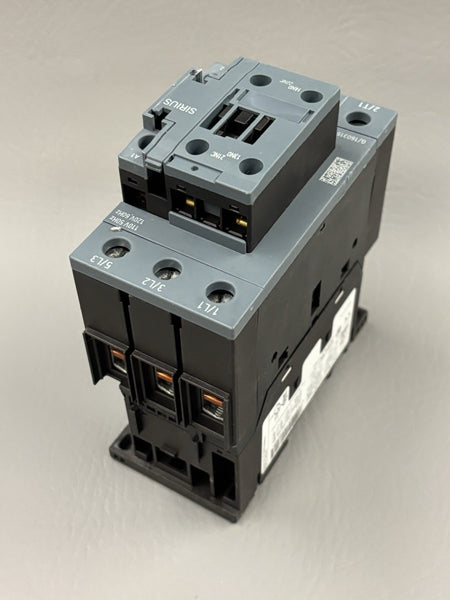 UNUSED SIEMENS POWER CONTACTOR 3RT2038-1AK64-3MA0