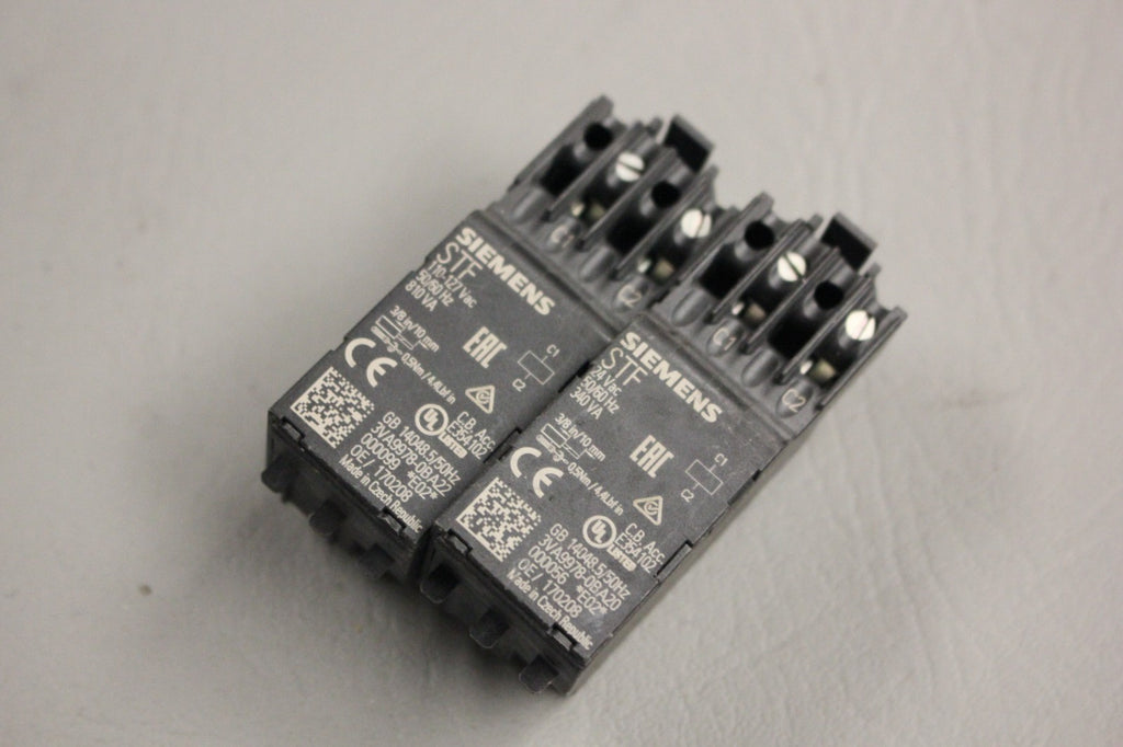 LOT OF TWO SIEMENS CIRCUIT BREAKER SHUNT TRIP 3VA9978-0BA20
