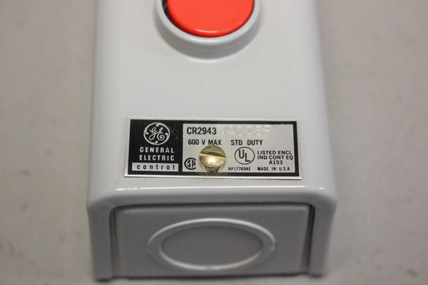 NEW GE PUSHBUTTON CONTROL STATION CR2943NA103F