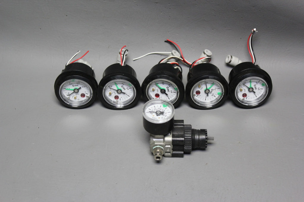 Lot of 6  SMC PRESSURE GAUGES