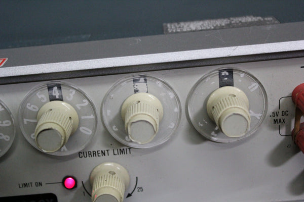 FLUKE 343A DC VOLTAGE CALIBRATOR