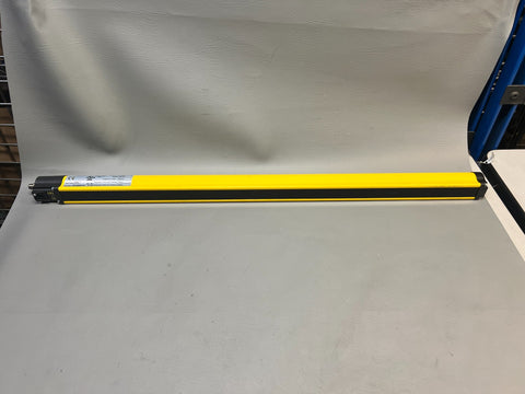 ALLEN BRADLEY GUARDMASTER GUARDSHIELD LIGHT CURTAIN R4J0800YD SERIES.A