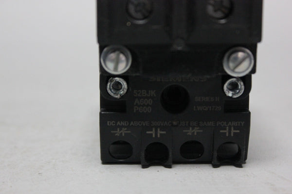 SIEMENS RED ILLUMINATED MUSHROOM HEAD PUSH PULL BUTTON 52PP2L2 W/52AAIL2