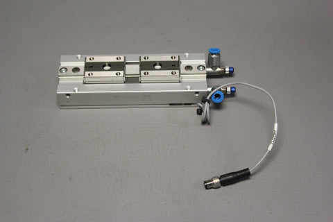 SMC PNEUMATIC GRIPPER CYLINDER MHF2-16D2