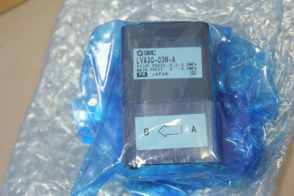 NEW SMC HIGH PURITY AIR OPERATED CHEMICAL VALVE  LVA30-03N-A