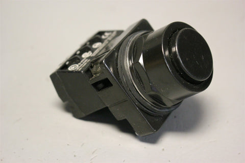 Unused SIEMENS BLACKMAX BLACK PUSH-BUTTON SWITCH 52BM8A1A W/52BJK