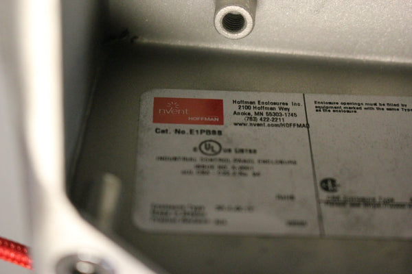 UNUSED SIEMENS SELECTOR SWITCH IN SS ENCLOSURE 52SX2CAB W/52BJK