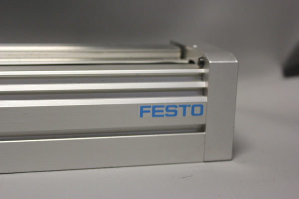 UNUSED FESTO BALL SCREW LINEAR ACTUATOR EGC-80-300-BS-10P-KF-0H-ML-GK 556808