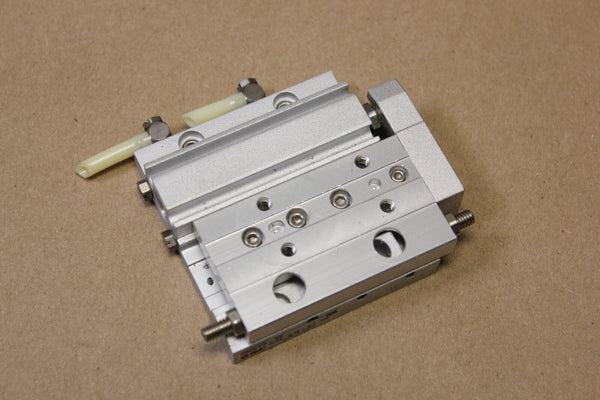 SMC LINEAR SLIDE TABLE P/N: MXF8-20