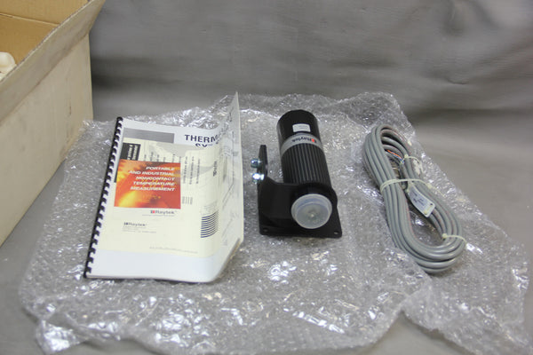NEW RAYTEK THERMALERT INFRARED TEMPERATURE SENSOR/PYROMETER RAYSXSG5CF2OS