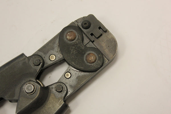Amp 90340-1-D  Hand Crimping Tool Crimper 