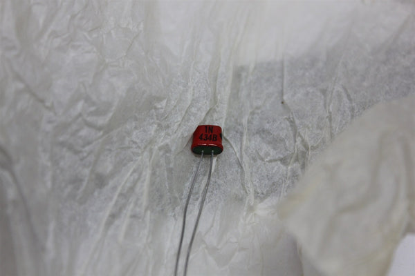 UNUSED VINTAGE 1958 RAYTHEON CRYSTAL UNIT DIODE SILICON JUNCTION 1N434B RARE 