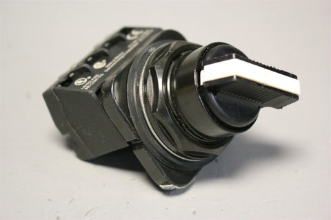 SIEMENS BLACKMAX 2-POSITION SELECTOR SWITCH OPERATOR 52SX2AAB W/52BAK