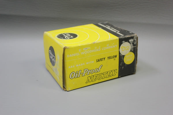 NEW WOODHEAD OIL PROOF NEOTEX WATERTITE  RECEPTACLE COVER 6700