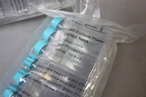 NEST SEALED Flask 25cm^2 Cell Culture Flask Canted Neck 20 PCS 707001